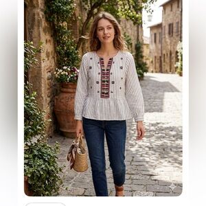 Zara White Stripe Embroidered Top size Small